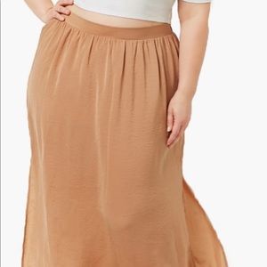 Satin champagne gold maxi skirt 3X